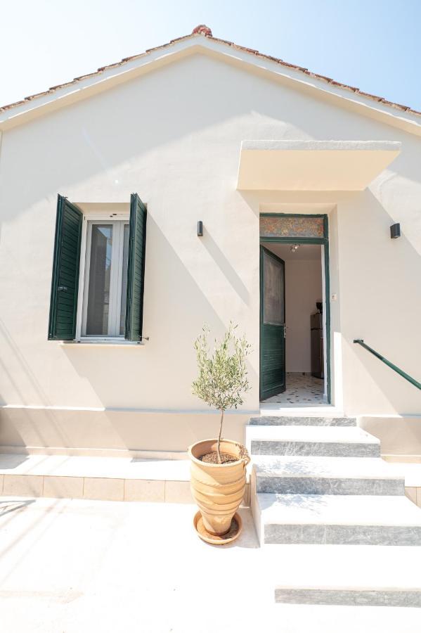 Sunny Yard Apartments Poros Town Zewnętrze zdjęcie